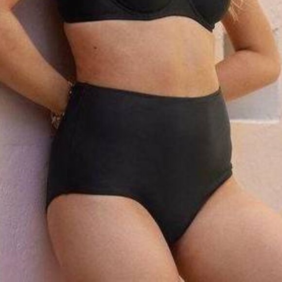 aerie Other - Aerie High Waisted Bikini Bottom Black M